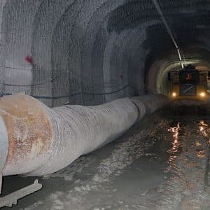Šachtoms su sprogimo pavojumi